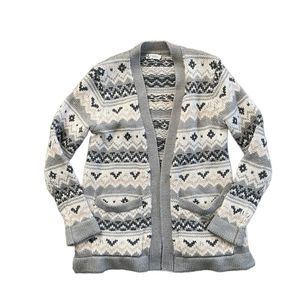 Carve Designs Gray and Cream Patterned Cardigan